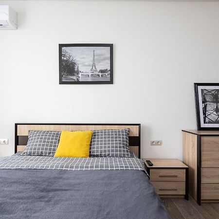069 Apartment Near Airport In A New Building Kiev Exterior foto