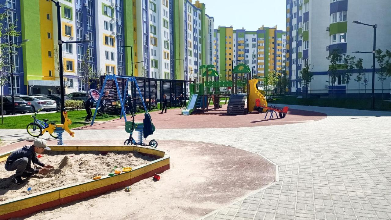069 Apartment Near Airport In A New Building Kiev Exterior foto