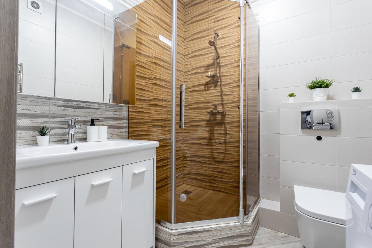 069 Apartment Near Airport In A New Building Kiev Exterior foto